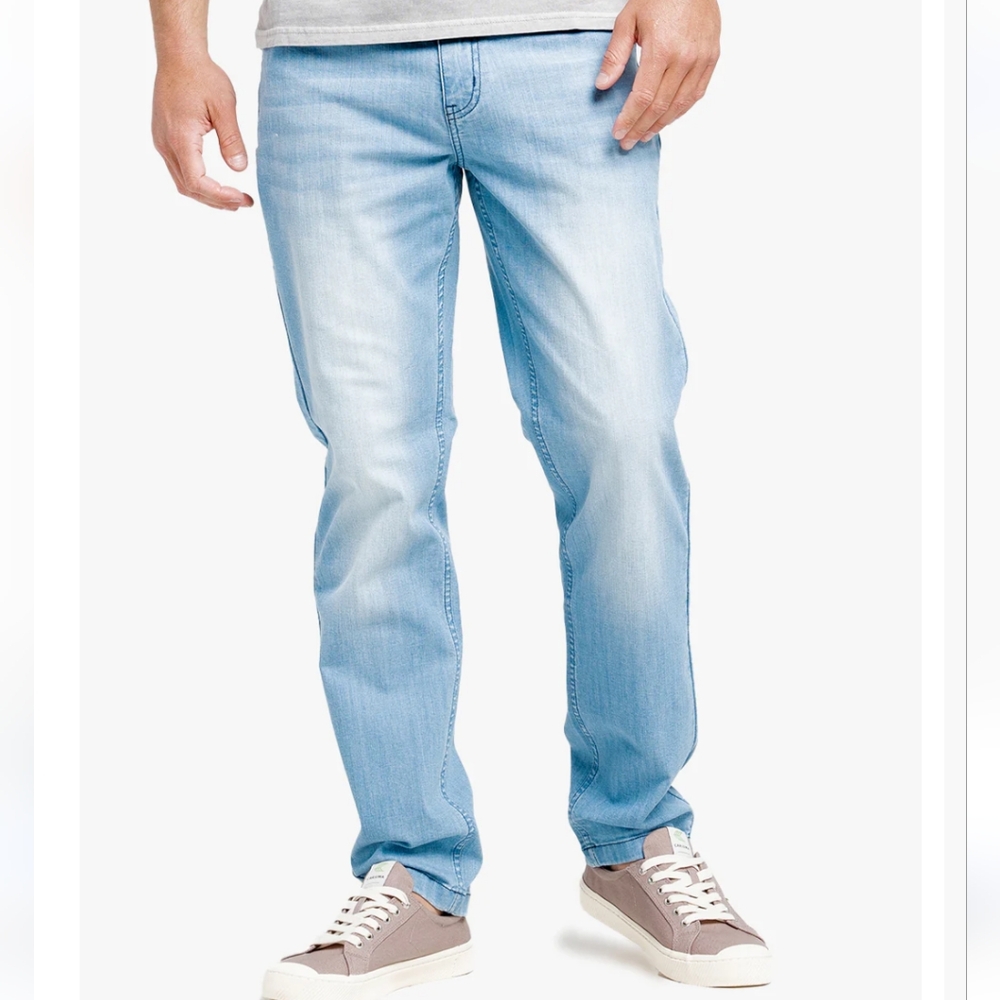 Men's Light Blue Jeans. Mugsy Piers. Brand New. Size 36x36